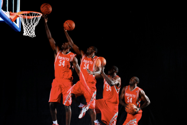 三步上籃動作要領(lǐng)是什么？